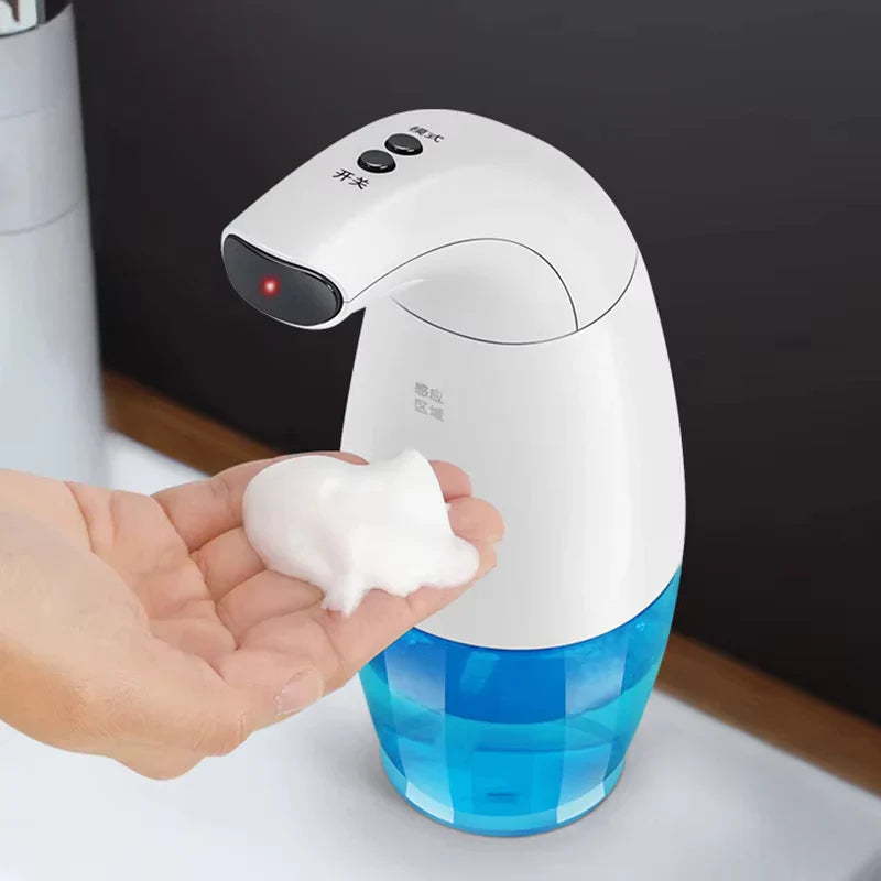 Auto foaming soap dispenser